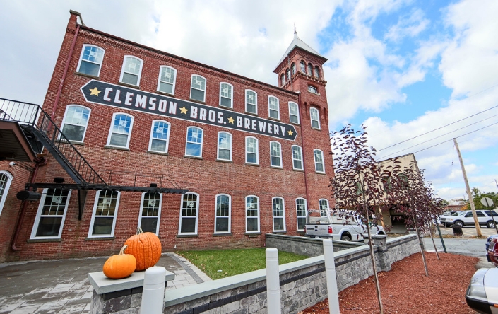 Screenshot_4-8-2024_72853_www.apartments.com