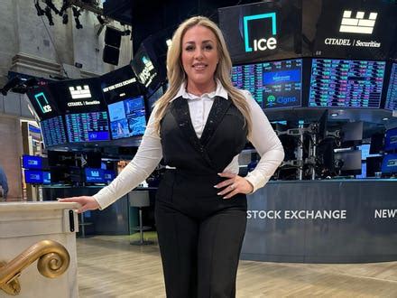 MeiMei Fox - MeiMei's Forbes Site